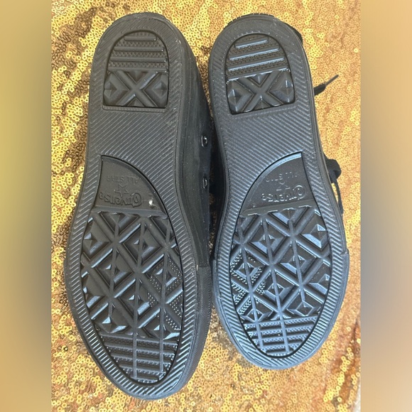 Chuck Taylor Black Brand New Children’s Converse All Star low tops size 13.5 - Picture 3 of 5